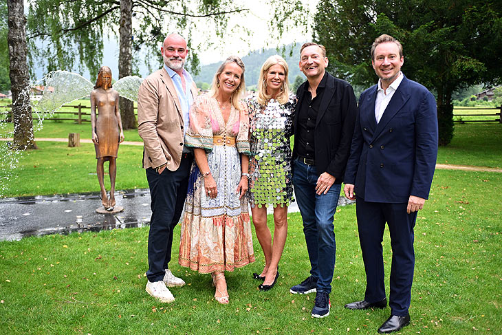 Michael Reiss (Geschäftsführender Gesellschafter München I Sotheby’s International Realty) und Frau Michaela, CHRISTIAN EHRMANN und TANJA EHRMANN (Besitzer Parkhotel Egerner Höfe in Rottach Egern), Anton Halmayer ( Direktor Parkhotel Egerner Höfe in Rottach Egern): Benji‘s 37. Geburtstag Birthday x Polo Player‘s Night in den Parkhotel Egerner Höfe: 5*S Luxushotel in Rottach-Egern am Tegernsee am 29.06.2024 (©Foto: Agency People Image (c) Michael Tinnefeld)